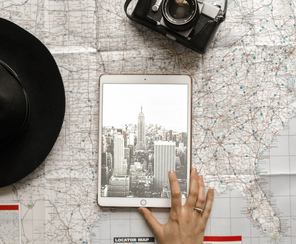 En estos momentos, cuando no queda más remedio que quedarnos en casa y ser #responsables, os traemos la solución: ¡3⃣ maneras de viajar sin movernos del sofá! 😍

Para este #viaje solo necesitas un ordenador y buena conexión a internet 👉 bit.ly/3mtrxrU