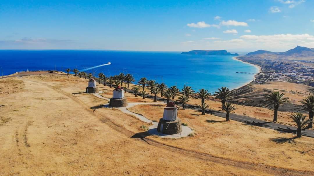 cm_psanto's tweet photo. COMUNICADO DO PRESIDENTE DA CÂMARA MUNICIPAL

Presidência da Câmara Municipal do Porto Santo, 
Idalino Vasconcelos

Porto Santo, 04 de janeiro de 2021

https://t.co/pWNdXkL6DO https://t.co/jDokzuC2kd