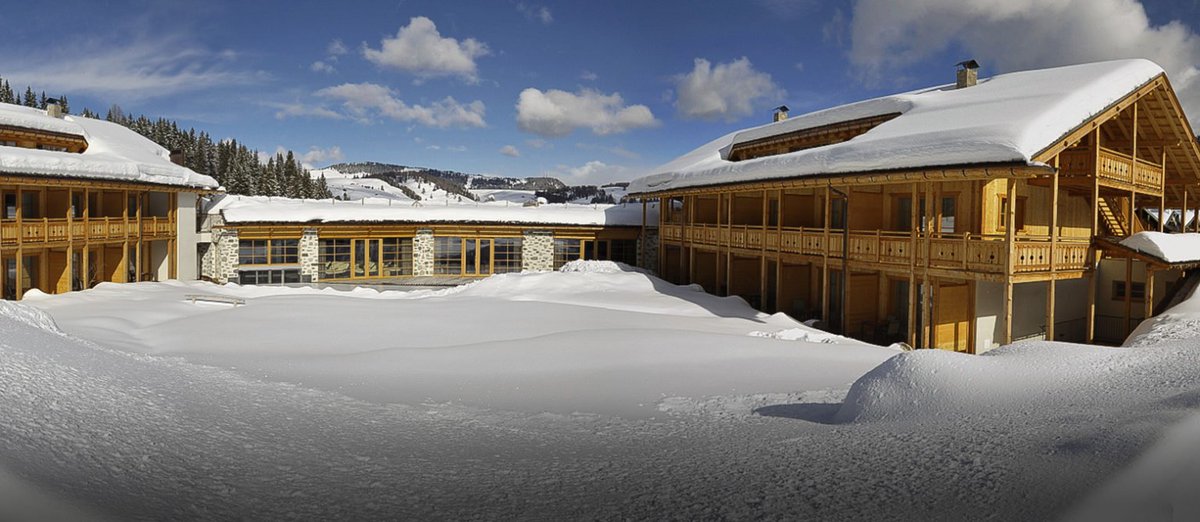 dolomiticlass's tweet photo. Winter paradise in authentic nature on the Alpe di Siusi

https://t.co/exlzNAaaxH

#dolomiticlass #destinationluxury #sognadolomiticlass https://t.co/aquZmN5g8H