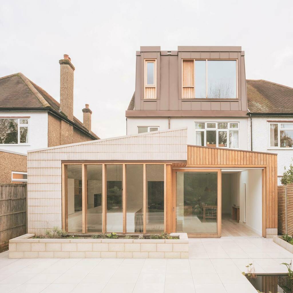 studiosharchi's tweet photo. Alexandra Drive  Completion

Rear view of our now completed project, Alexandra Drive. We will be posting more of the project over the coming weeks... stay tuned.

Photography - @lorenzozandri
Joinery - @timgaudin

#studioSH #architecture #renovation #ext… https://t.co/zNoWGLGBL5 https://t.co/PttsQrt2qW