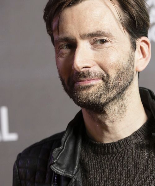 hey everyone this is a dt comfort thread, feel free to come here whenever you want(adding more later)