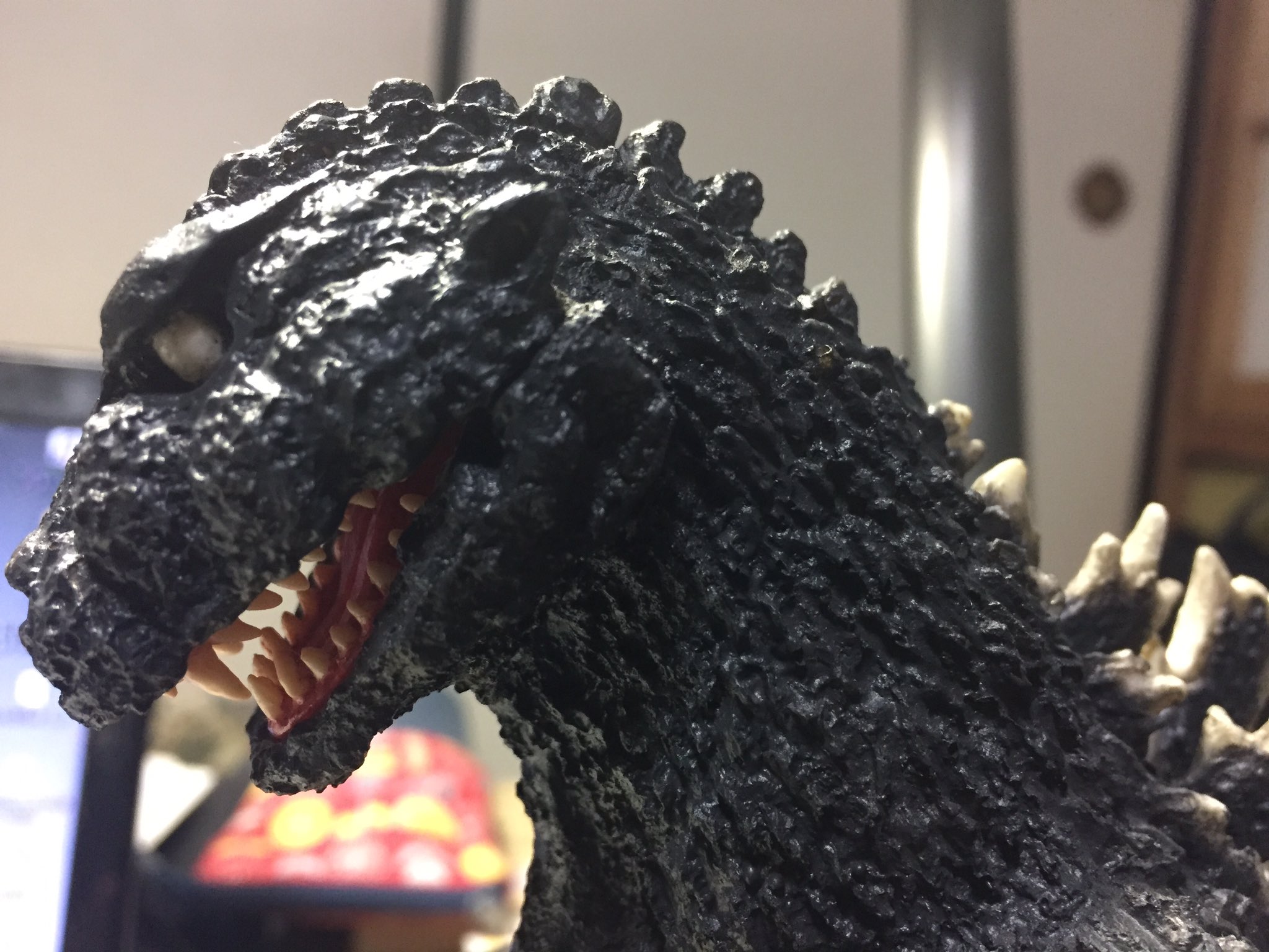 小出和彦 Auf Twitter 年末年始休みで初代ゴジラ1号スーツのガレージキット 原型 橋本智 を作っている 謎が多い1号スーツだが本当に 美しい すべてのゴジラはここから始まったんだなあ T Co Mqjpbdb6il Twitter