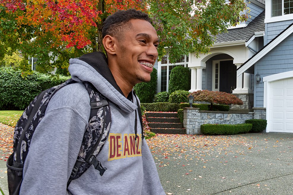 Welcome to #OnlineWinter! The quarter begins today, but remember – you can add classes through Jan. 16. If you need any services – including from Admissions and Records – visit deanza.edu/online-winter/… for contact info. Many have extended hours this week — and we’re ready to help.