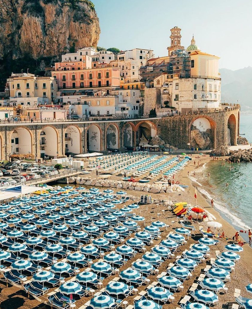 ThePRBoutique's tweet photo. Cheers to the new year! We can’t wait to see what 2021 holds (hopefully the chance to #travel again!). Until then, here’s some inspo from @TravelLeisure. ✈️ https://t.co/Xyr3GrutnQ