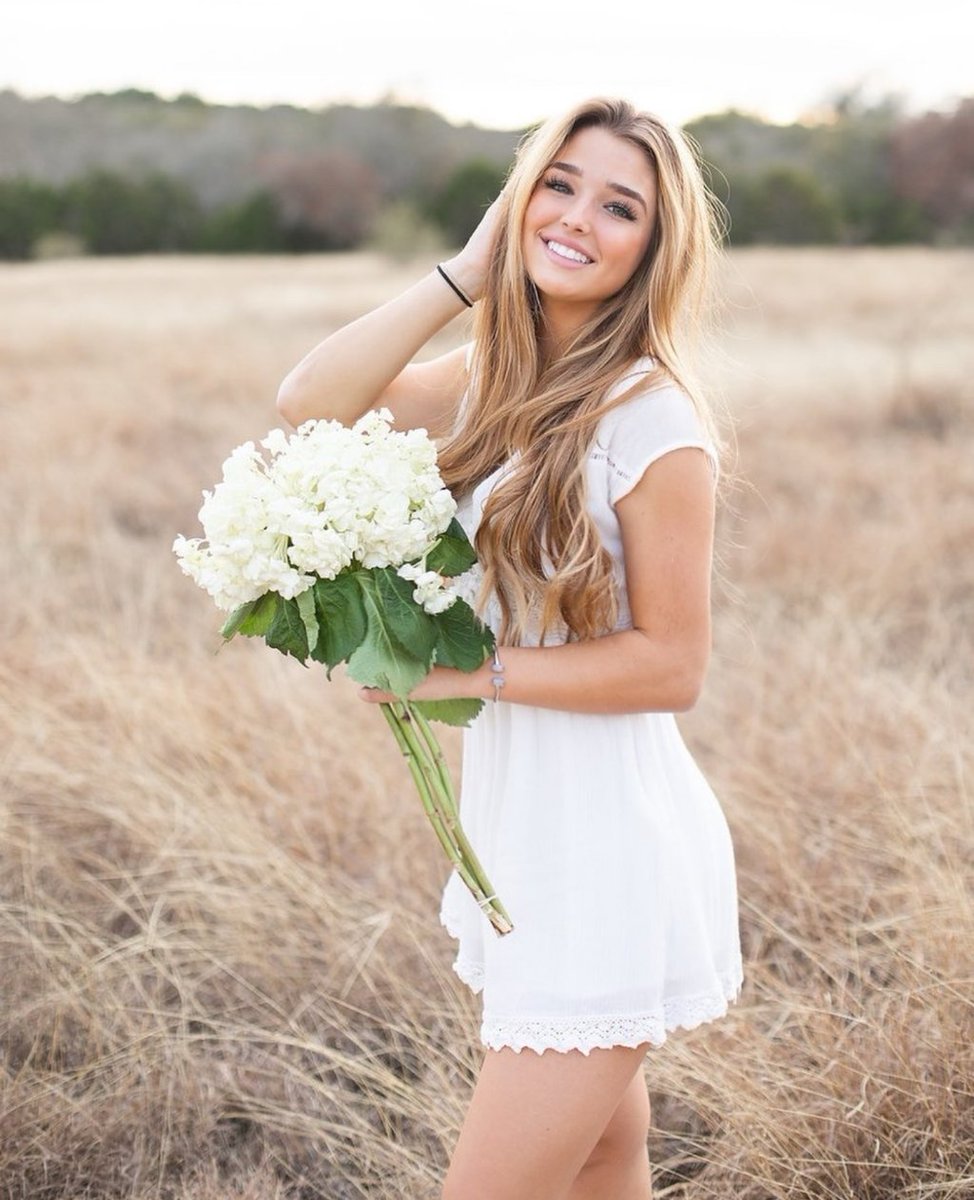 oSouthernBeauty's tweet photo. #Repost &amp; photo credit: @whitneylrobbins
・・・
A beautiful, fresh start to a new year!
.
#OfficialSouthernBeauty #2021 #newyear #fashion #whitedress #eyelet #beautifulsmile #beautiful #blonde #hair #hairstyle #girl #lady #woman #Christianbeauty #kindnessmatters #Texas #LoneStar https://t.co/OujZqTPt88