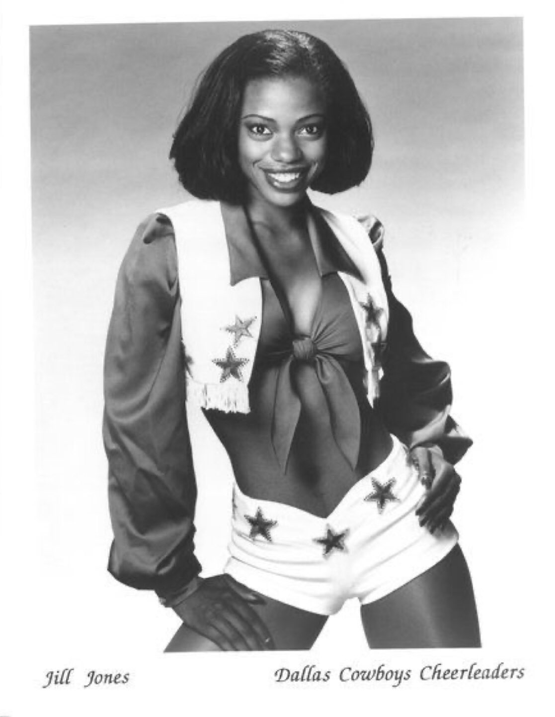 Happy birthday Jill Marie Jones, 46! 