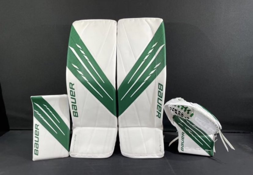 bauer hyperlite goalie