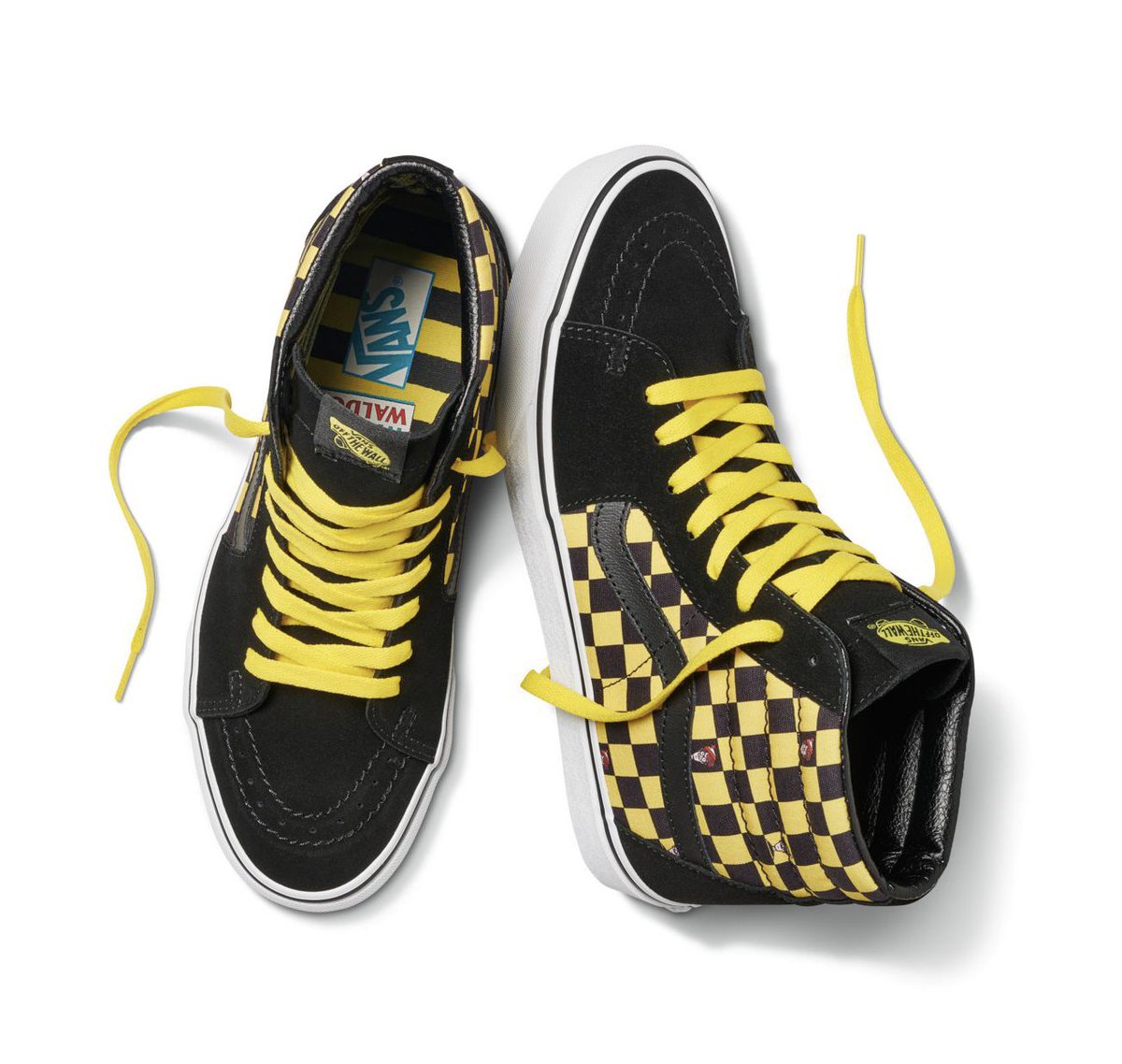 VansAlert's tweet image. Where's Waldo? x Vans Collection is now available!

Buy Here: bit.ly/3hI5ZHa