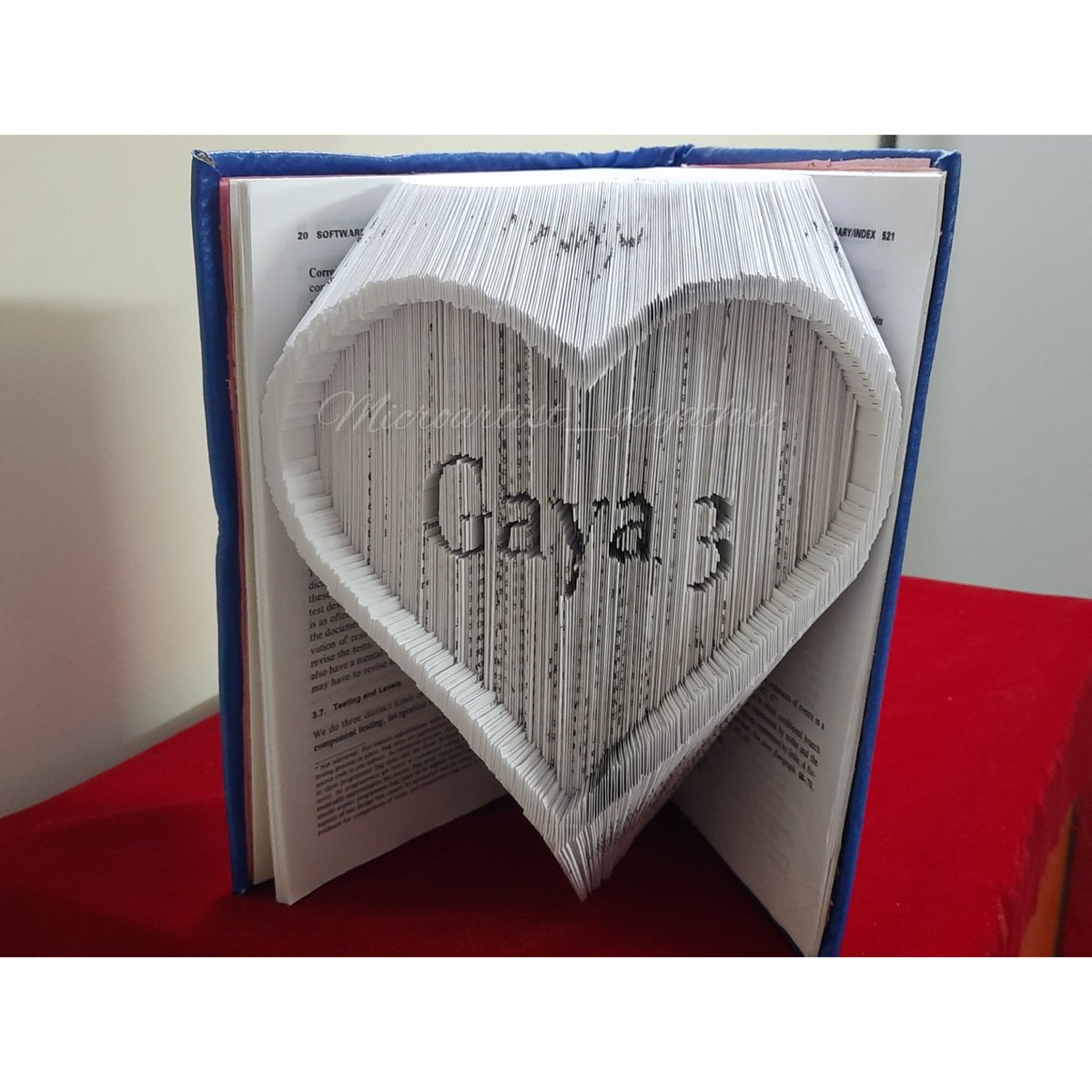 microartistgaya's tweet photo. Book folding art ๐
Order done ๐
Dm for orders
#bookart #valentines #valentinesdaygift #artist #microartist_gaya3 #microarts #bdygift #bookartist #giftideas #handmadegifts #microartist_gayathri #uniquegifts #suprisegifts #lovegift #splgift #handmadestuff #gifts #gifthub https://t.co/ZcXNR8QBkQ