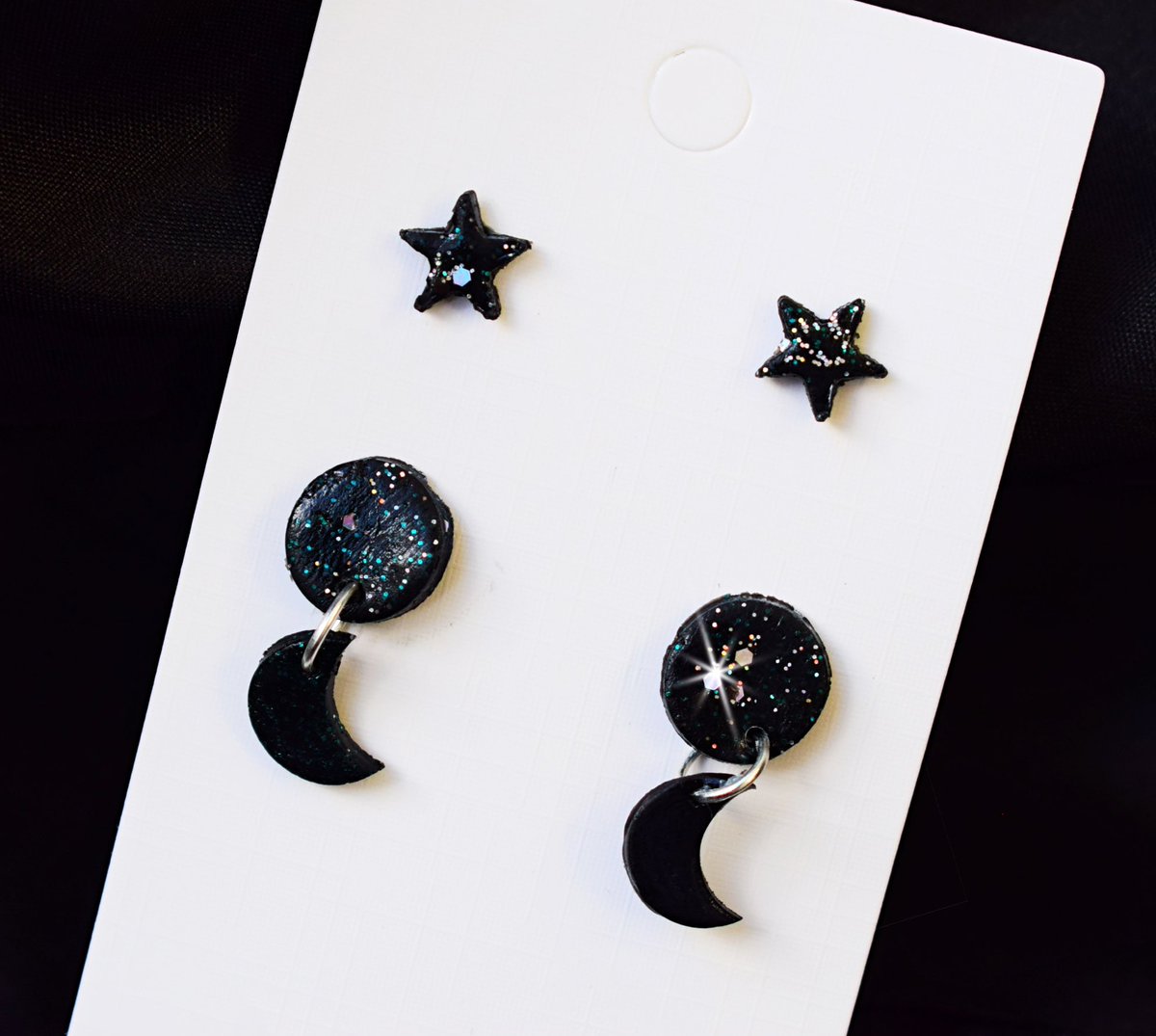 CharringsUK's tweet photo. I feel like @MannyMua733 would be obsessed with our moon and star earrings ✨ #mannymua #moonearrings #starearrings #galaxyearrings #spaceearrings #clayearrings https://t.co/htftcObDX7