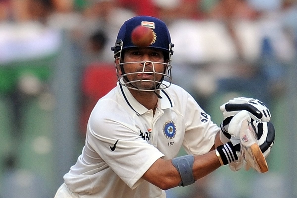 weRcricket's tweet photo. Does @sachin_rt still hold the record of reaching a Test century with a six on most occasions? Here's renowned statistician @mohanstatsman answer this and other cricket-related queries in his latest column

Read the full column here: https://t.co/VZDmeZaXvk

#StatsBurst #AskMohan https://t.co/2hGJukLYxm