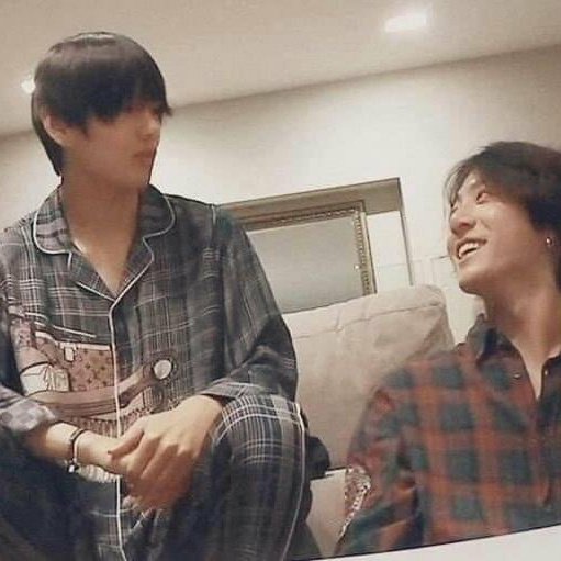 Always happy whenever they r around each other....