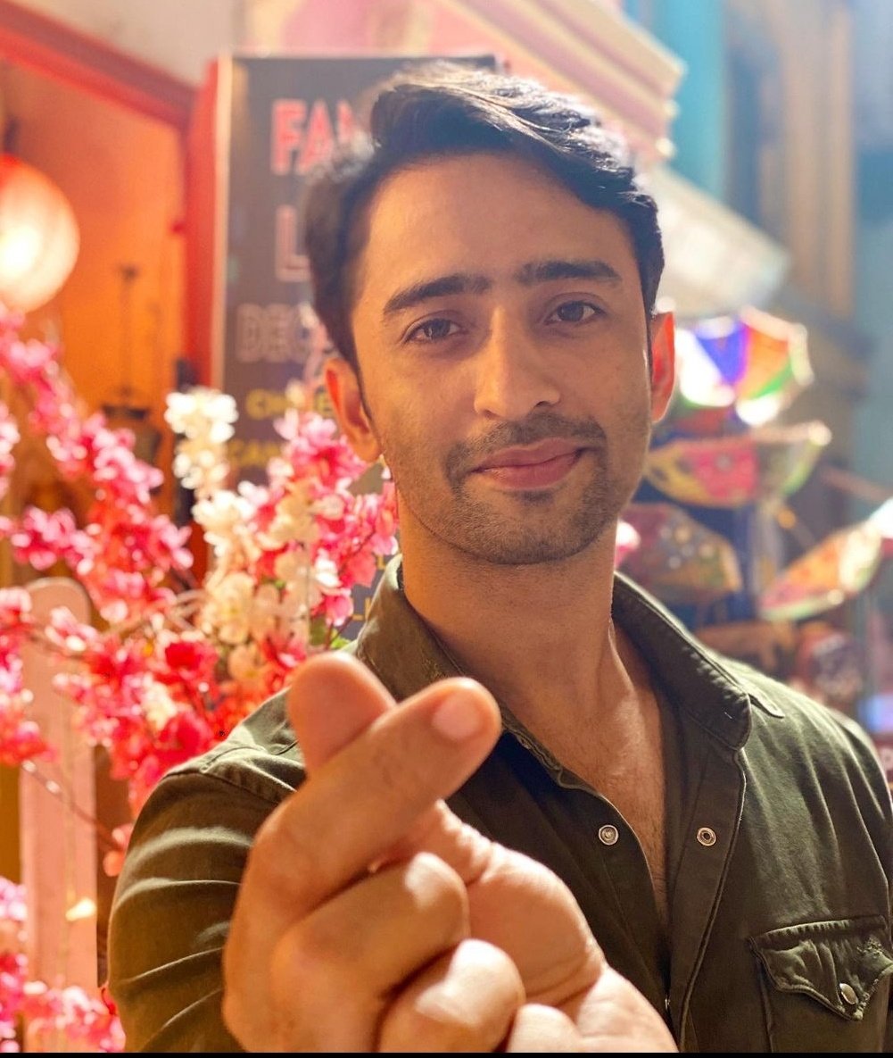 ✩ 1ˢᵗ ~ Global Family Day  #𝓢𝓱𝓪𝓱𝓮𝓮𝓻𝓢𝓱𝓮𝓲𝓴𝓱