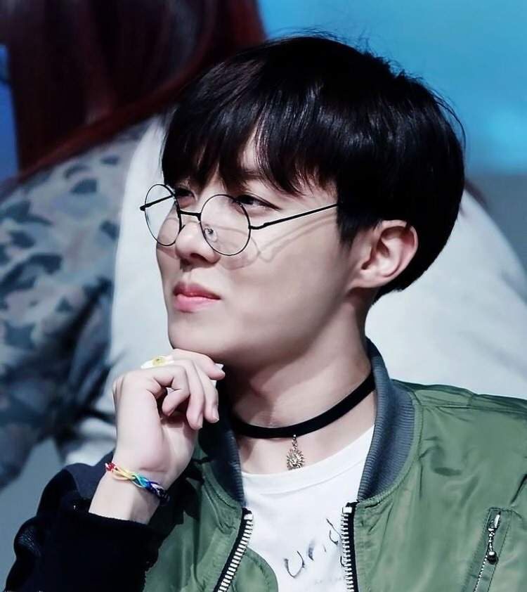hoseok wearing glasses; a thread