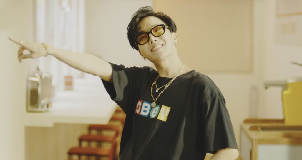 hoseok wearing glasses; a thread