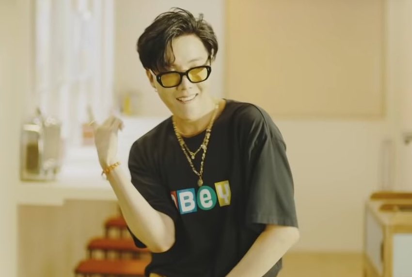 hoseok wearing glasses; a thread