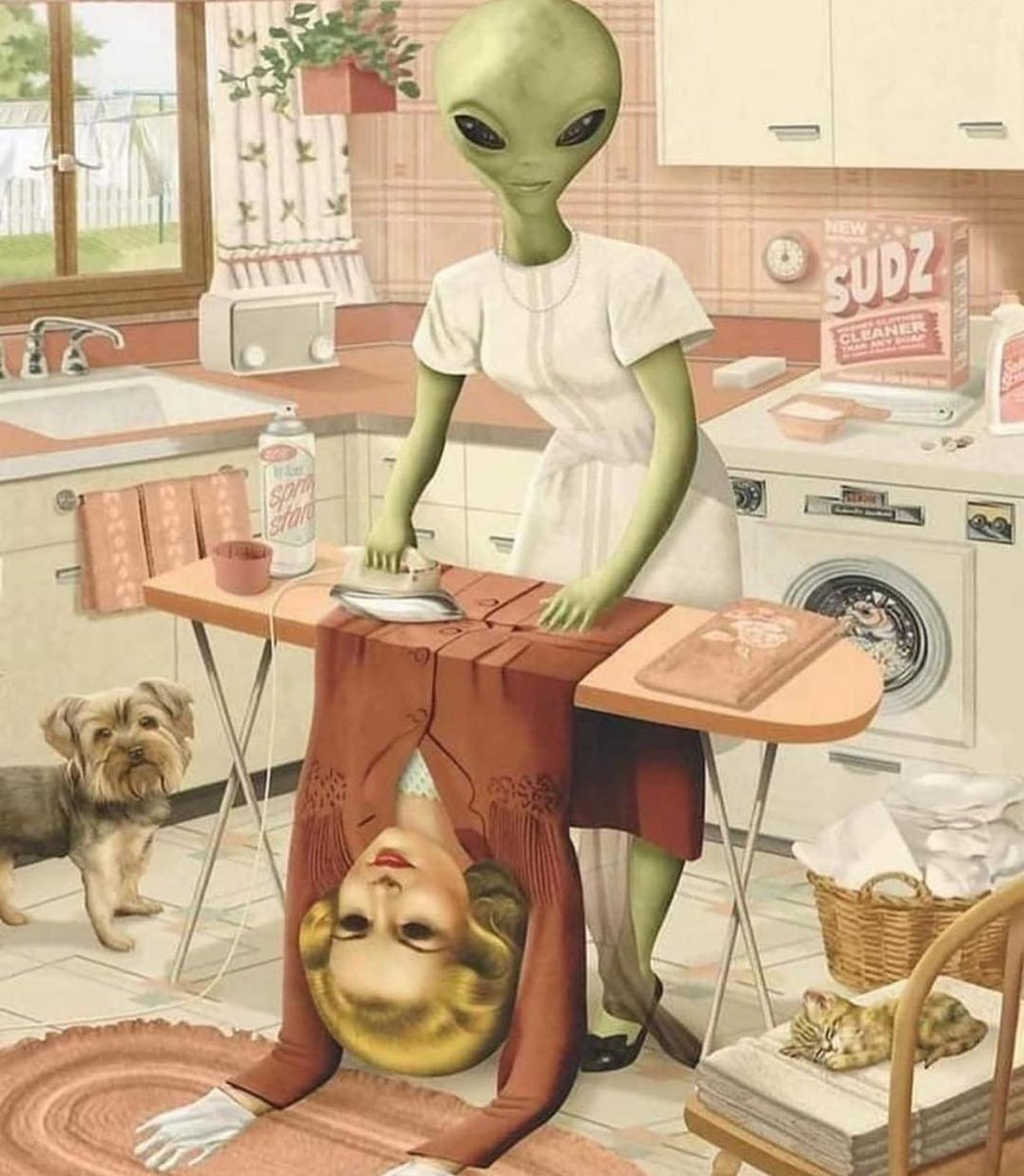 saatchi_gallery's tweet photo. 👽 #Backtowork

📷 ‘Laundry Day’, 2013 by American artist Jeff Drew @jeffdrewpictures 

#DigitalArt #JeffDrew https://t.co/V2OeNzySOL