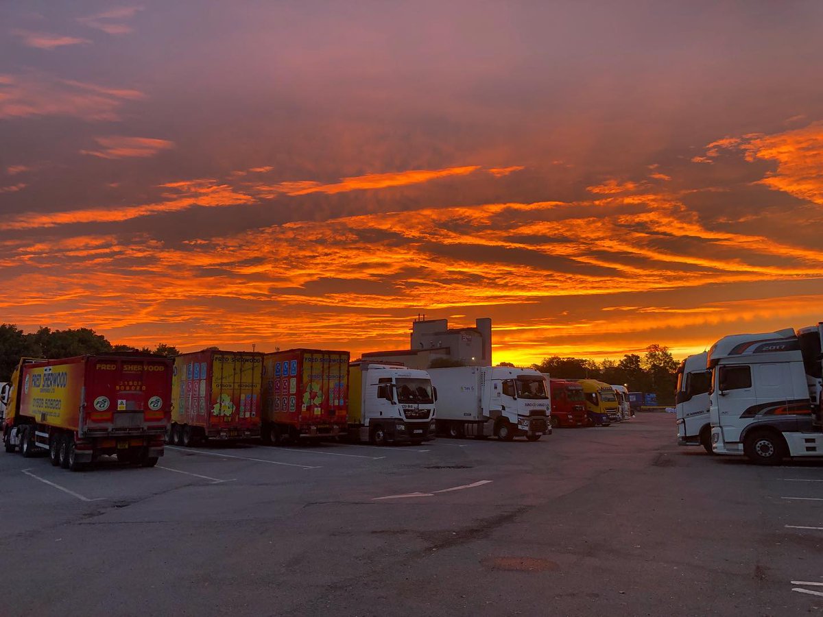 J23LorryPark's tweet photo. Site Open as Normal.

#Takeaway #Cafe #Parking #Diesel #TruckWash #Shop #Jct23TruckStop #TruckStop #AdBlue #SNAP #KeyFuels #UkFuels #MorganFuels #LorryDrivers #Lorries https://t.co/qqcAChVa5o