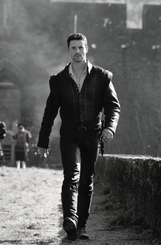 LadyLazarus782's tweet photo. My darling @GoodeGigglers #MasterRoydon is coming to save you from your plight &amp; offer #Goodeness to keep sustained until the weekend. 

May his #SexinessGoodenesd curve your cravings &amp; desires. 

With love 🥰🥰🥰 

Lady Lazz (black N white edit mine) https://t.co/XsADgIuXwp