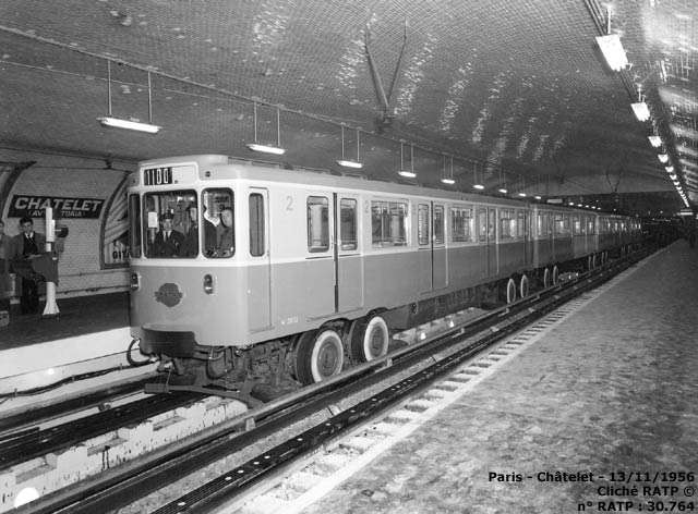 En 1955, la RATP commande donc une série de 17 trains de 4 caisses : le MP55, destiné à équiper la ligne 11. Les trains sont mis en service en 1956 et 1957, et donnent, encore une fois, entière satisfaction.