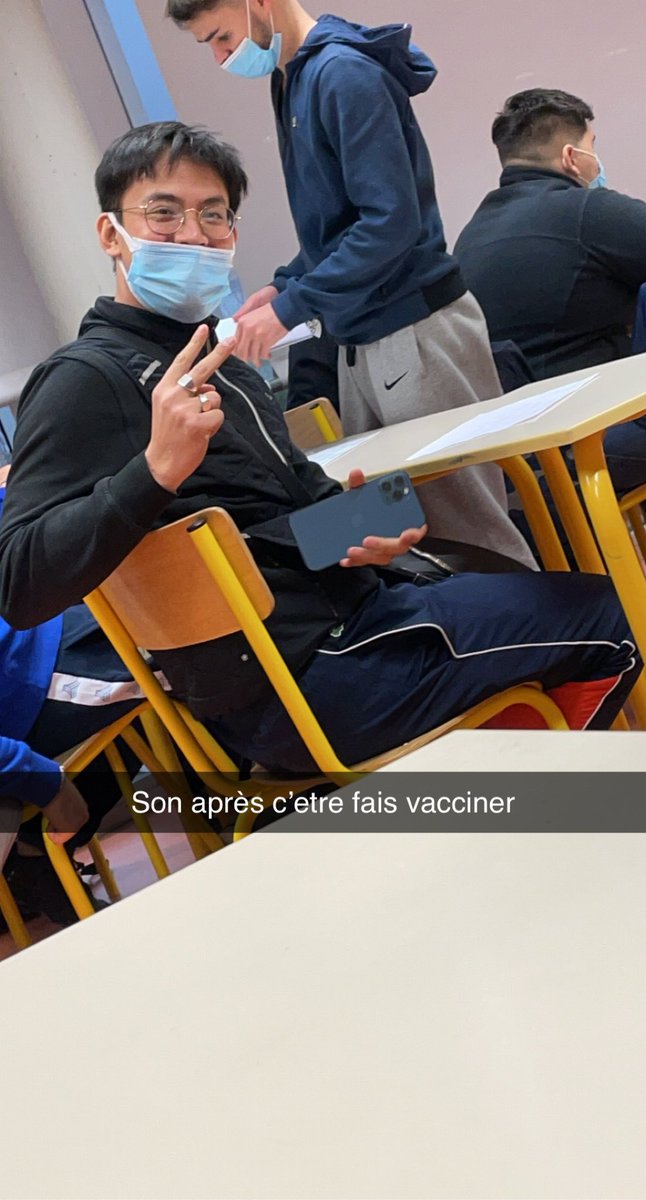Heung-min Son après c’être fais vacciner #COVID19