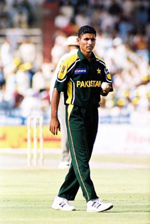 In 2000 he also became the youngest Cricketer to take a test Hat Trick, which came against Srilanka, with his batting he had two modes Block or Blast, between 2002-2004 he suffered a slump in his bowling form, however he wasn’t dropped, he was also part of the 2003 World Cup.