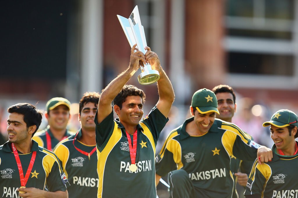 He signed up for Worcestershire towards the end of the county season and also signed up for the ICL, he took his retirement back but served 2 years in the ICL, after quitting the ICL and ICL being banned he was included in the 2009 T20 WC which Pakistan won, Razzaq was impactful.