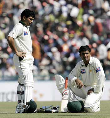 Which as we all know was a disastrous campaign for Pakistan, Razzaq played his last test in December 2007, poor performances in the practice matches saw him being omitted from the 2007 Twenty20 World Championship, and he announced his retirement from international Cricket.