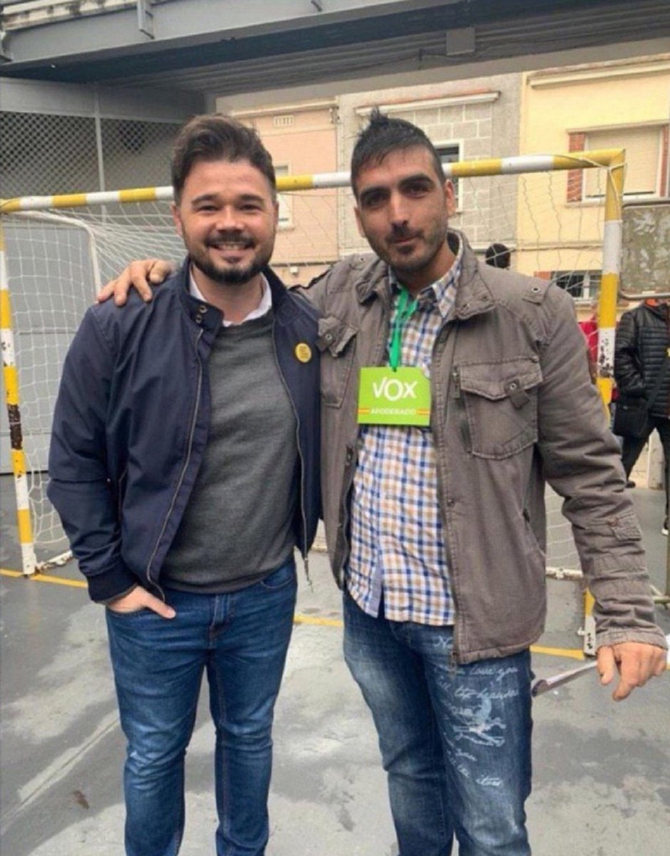 <a href="/gabrielrufian/">Gabriel Rufián</a> Exacte, va de traïdors: