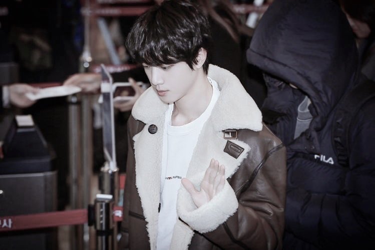 kim seokjin’s pictures that gives “young kim seokjin” vibes ; a thread