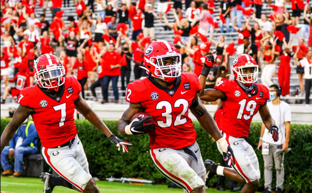  #Dawgs A few favorite UGA Football Photos of the 2020-21 season1 of 3  #GoDawgs