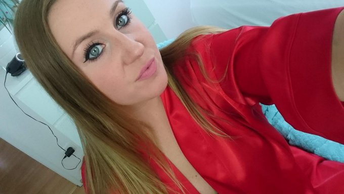 Hey S&uuml;&szlig;er ich hoffe du hattest sch&ouml;ne Weihnachten und erholsame Feiertage und einen guten Rutsch ins<a href="/tag/online"class="tags"><span>#online</span></a><a href="/tag/camgirl"class="tags"><span>#camgirl</span></a><a href="/tag/livecam"class="tags"><span>#livecam</span></a><a href="/tag/versaut"class="tags"><span>#versaut</span></a><a href="/tag/heiss"class="tags"><span>#heiss</span></a><a href="/tag/geil"class="tags"><span>#geil</span></a>