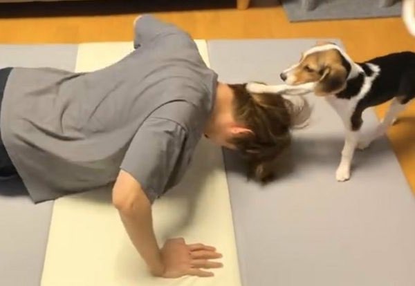 ที่เค้าบอกว่าลูกสาวจะสนิทกับพ่อมากกว่าแม่...