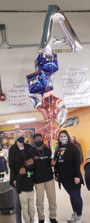 schneckowls's tweet photo. Congratulations to Schneckenburger’s Student of the Year. @JPschools @educated__heart #WeLove #WeLead https://t.co/JEa3pehWxb