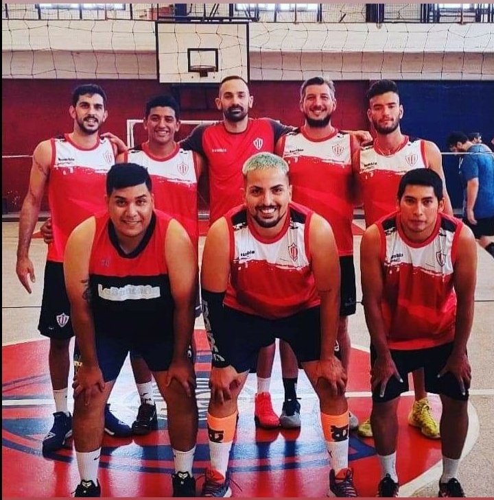 OOC_Momo's tweet photo. Estamos felices de anunciar el nuevo equipo de Voley de la Coscu Army, comandado por Martin Pérez Di Salvo. Éxitos! https://t.co/prJNGsmpzf