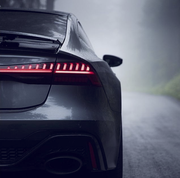 FlowAudi's tweet photo. Never stand directly behind 591 horses. #AudiRS7
. . .

#FlowAudi https://t.co/yEYiY4ZNj7
