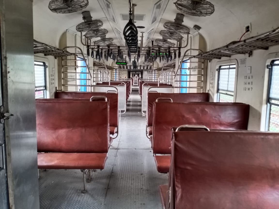 MEMU Turned Express Reserved Special https://t.co/qNU7zkAHXZ 06087/06088  Arakkonam - Salem - Arakkonam Bookings Open Tomorrow 05.01.2021 at 08hrs  for 2S and FC @GMSRailway @ccmsrly @SalemSrDCM @DrmChennai @DRMTPJ @TVC138  @SrDCMPGTSR @DRMTPJ