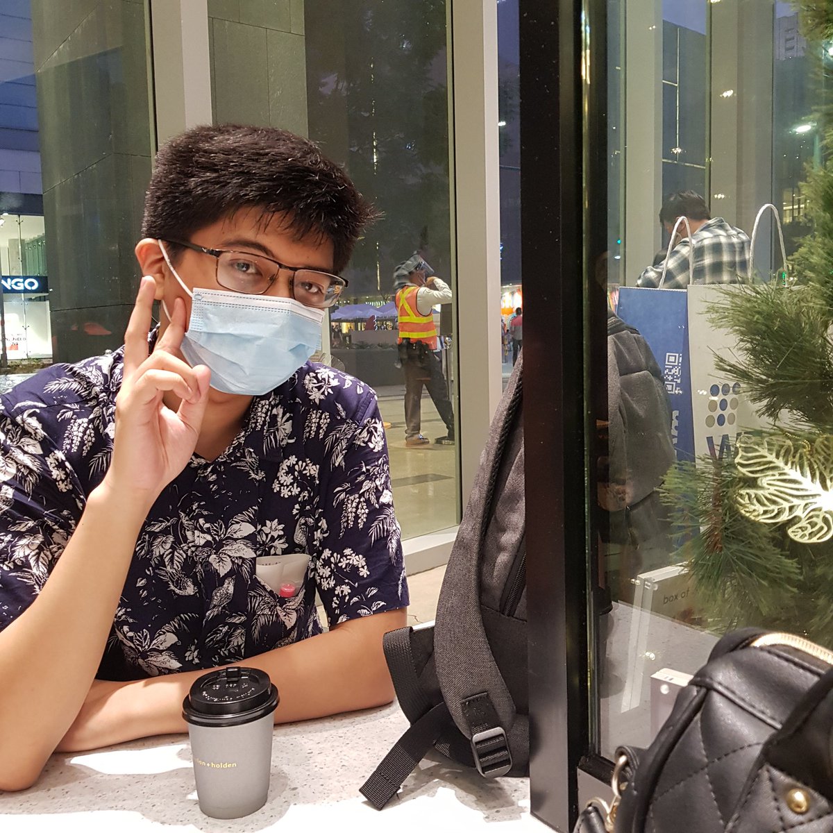ShennaKate's tweet photo. Happy 4th anniversary, doc @parallelPariel. I love youuuu
(late post haha kahapon pa talaga) https://t.co/YCcyx2cKaQ
