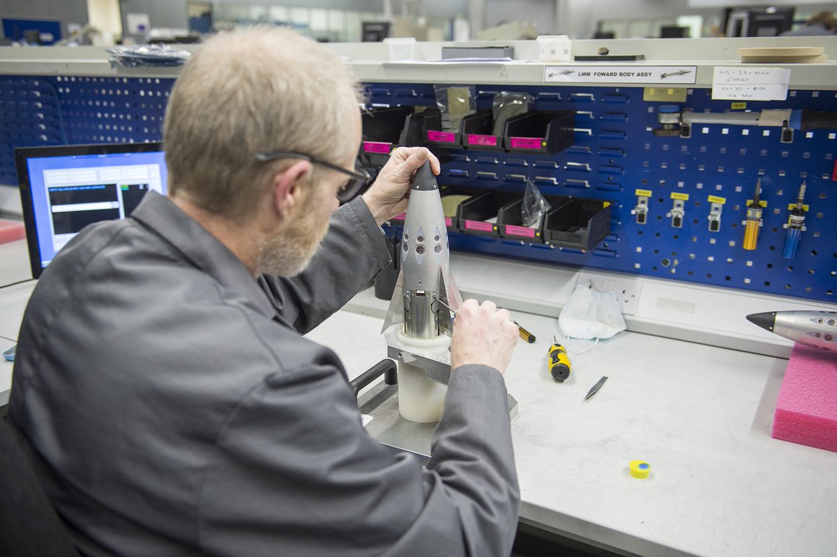 As  @smrmoorhouse announces IOC, we wanted to show you some of the incredible work helping  #815NAS become part of that capability. Workers at  @ThalesDefence  @thalesgroup in Belfast working on  #Martlet and Launchers to give the Wildcat it's Teeth (1/2)