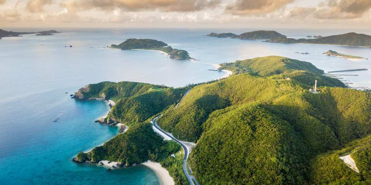 If you're passionate about adventure, #Luxury #Yachts are perfect. Set sail from one exotic location to another on your own 5 star floating hotel. 

To charter the best yacht, contact LuxeFine via luxefine.com