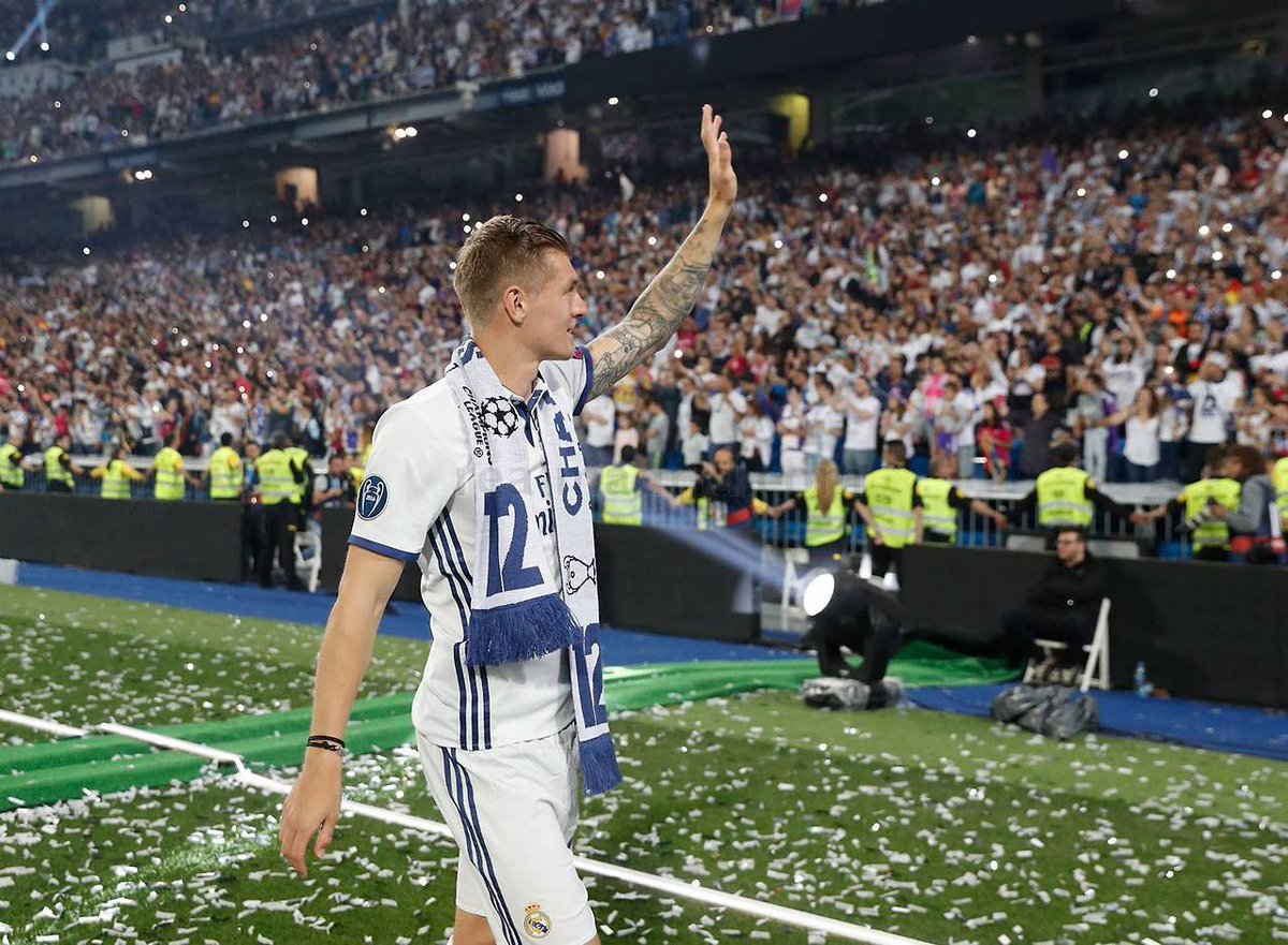 2016/17 is arguably his best season ever, the most used Real Madrid player, the most assists (12) in the league for Los Merengues and key passes pg (2.8), averaging 8.1 accurate long balls. His walkout against Juventus in the CL final in 2017 remains iconic.