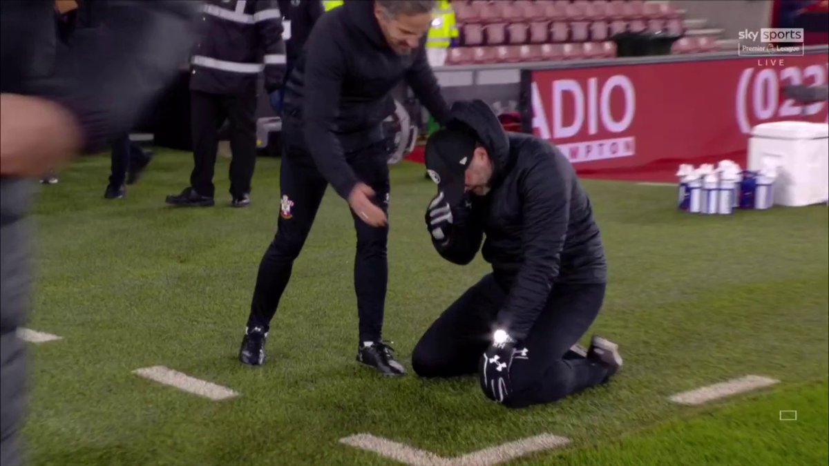 An emotional Ralph Hasenhuttl after last nights win.
Called it the โBest Moment of his Careerโ ๐โค๏ธ
Southampton 1-0 Liverpool
Hasenhuttl is the most underrated Manager in the Premier League. Said it for a while now.
What a guy & win.
#SOTLIV #SOULIV
https://t.co/0O8CG0bD18