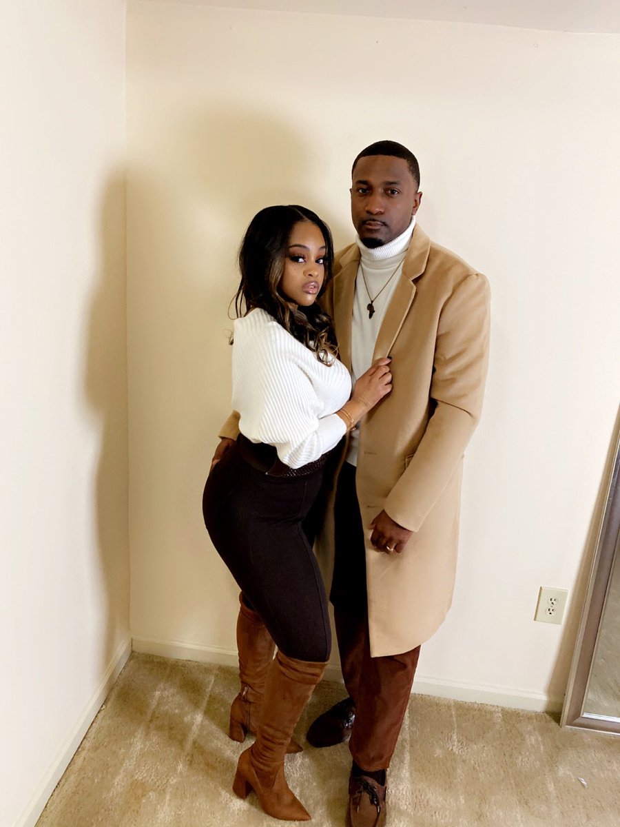 alex_jayyyy's tweet photo. A perfect marriage is two imperfect people who refuse to give up on each other. And baby, I'm definitely not a quitter. @King_ThomasII #MCM #MCE #FightOfMyLife https://t.co/vRwYQHt6eJ