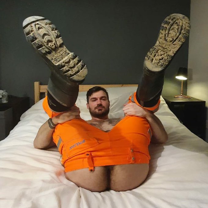 RT if should fuck the new apprentice @Aidentylerxxx 😈🐽 https://t.co/HOYtxkp35A<a class="tags" href="/tag/aidentylerxxx">@aidentylerxxx</a>