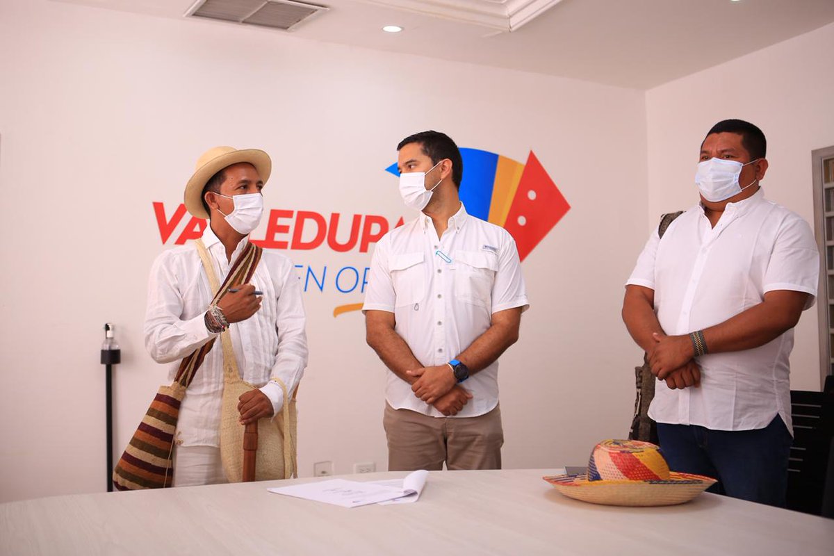 Hoy posesionamos al nuevo Cabildo Gobernador del Resguardo Indígena Kankuamo, Jaime Luis Arias Ramírez. Reiteramos el compromiso de la administración por las comunidades étnicas, honrando siempre nuestras raíces, defensa del medio ambiente y cultura.