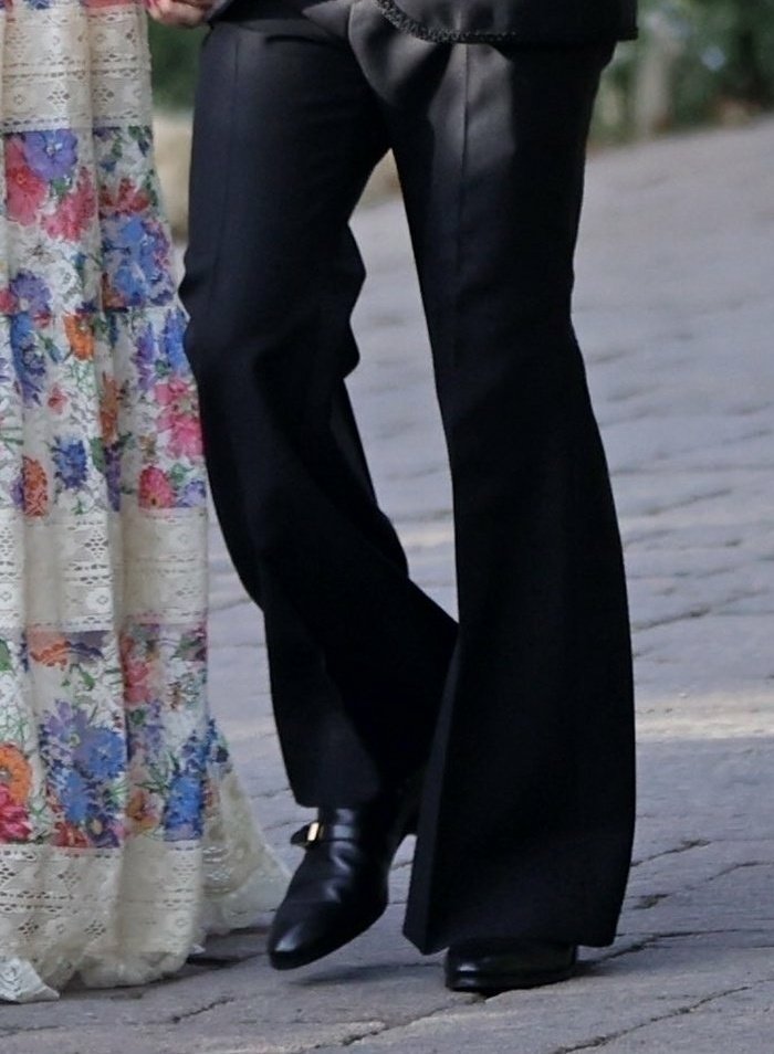 onlyfinewalls's tweet photo. las piernas de harry 💘💖💝💗💞 https://t.co/28qcPRKd0Y