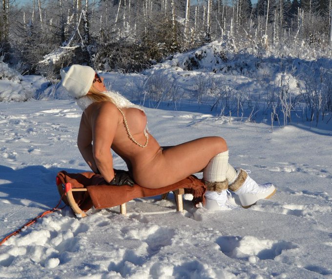 I am waiting for the snow https://t.co/8yGiHFHDy8