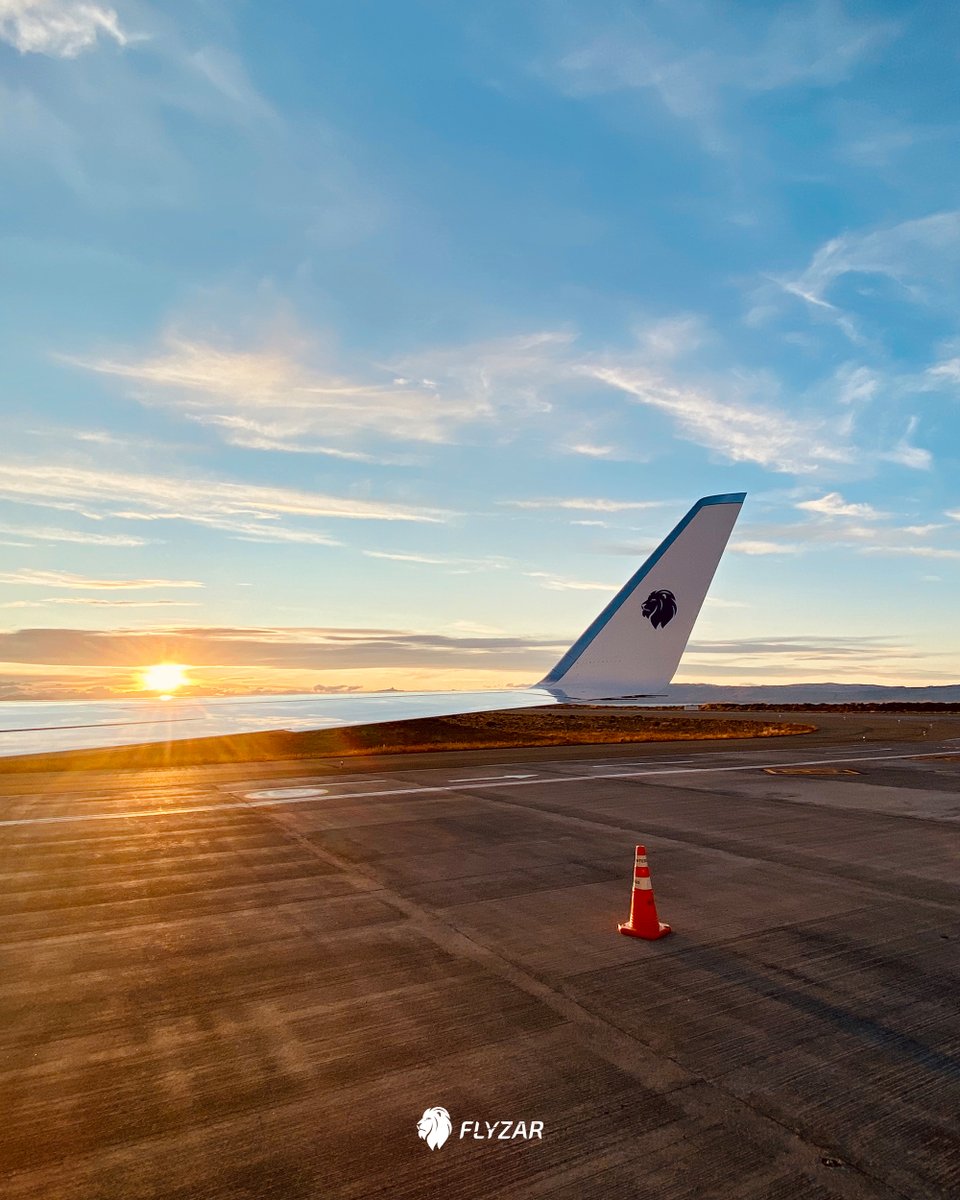 A magical sunset ✨✈️ @ El Calafate, Argentina
