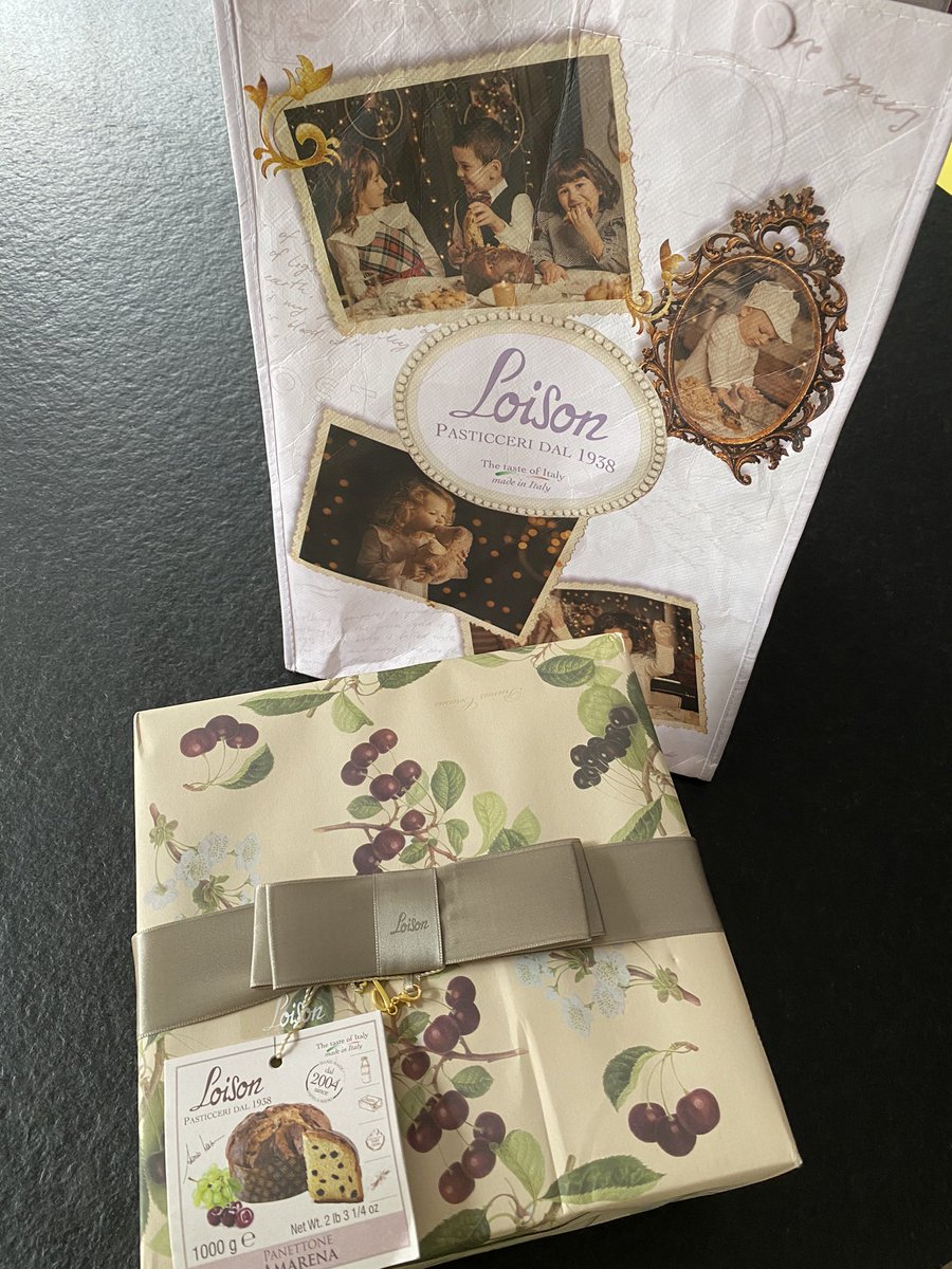 Quand tu commences l’année en signant un nouveau client entreprise dont le dirigeant est Italien et qu il exprime sa joie de cette
nouvelle collaboration en t offrant ce #panettone cela te fait chaud au cœur...  #humain #jaimemonmetier car j aime les relations saines et simples.