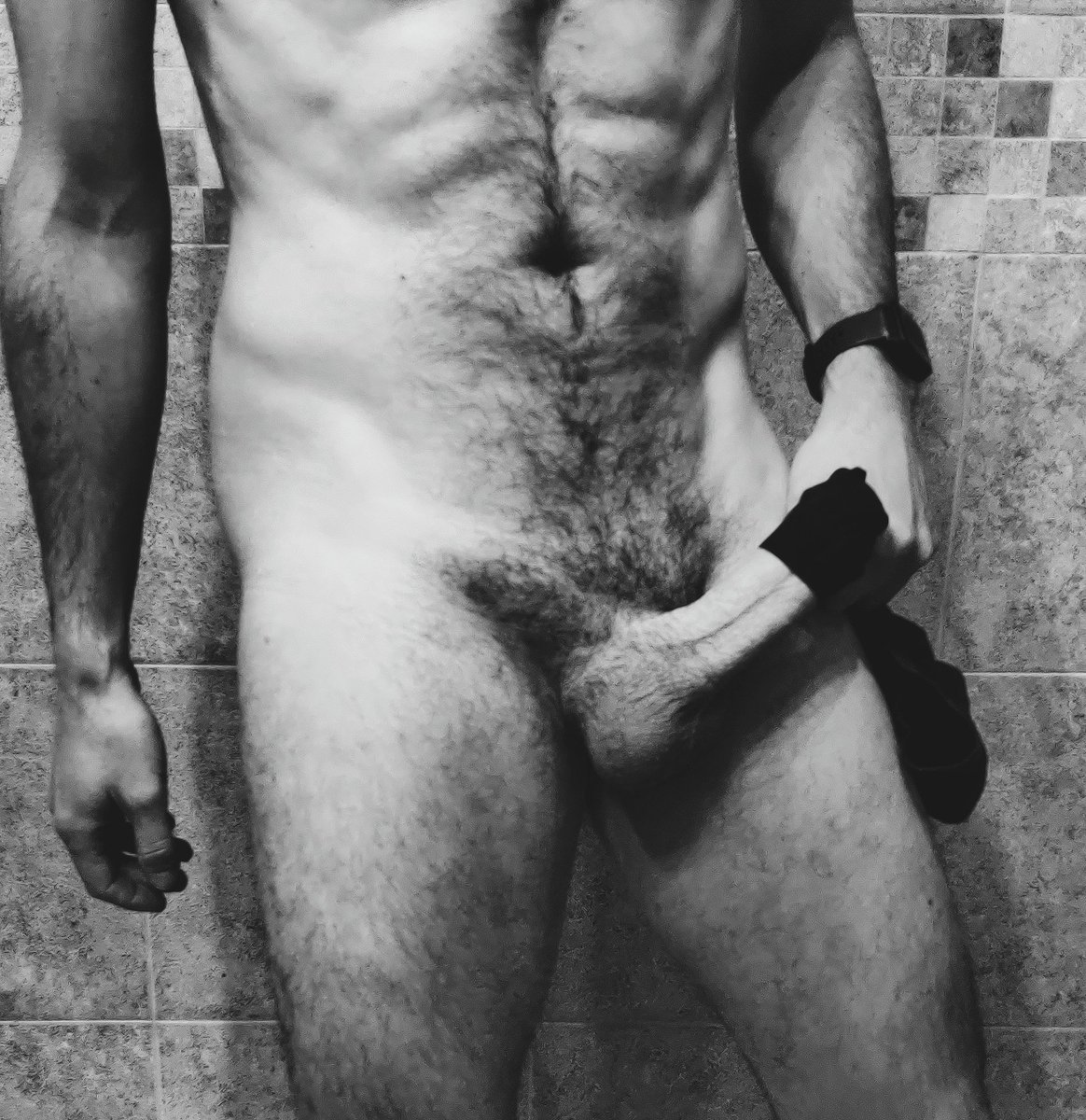 de_parella's tweet photo. Esperant que arribi... #DillunsDeProvocacio https://t.co/uHewEMmC9S